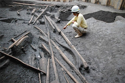 写真：古墳時代前期の建築部材