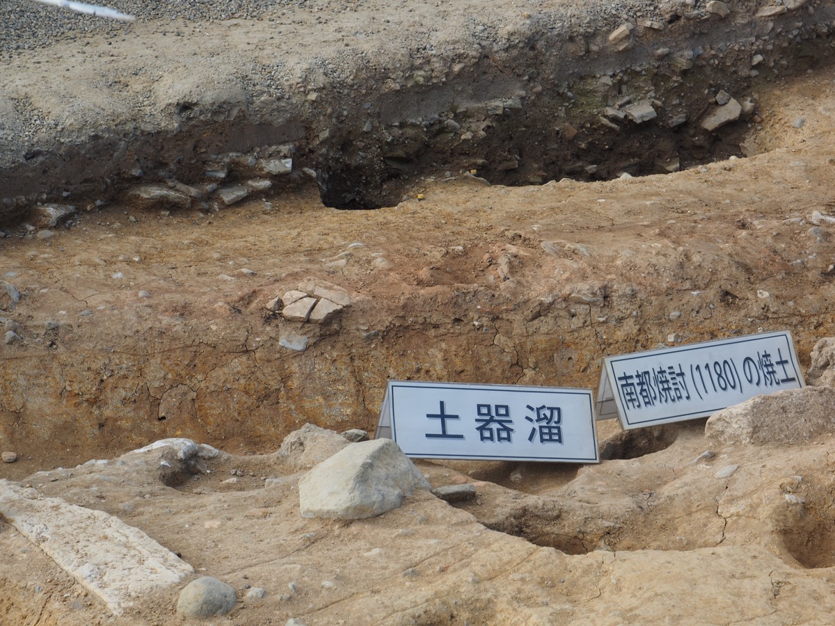 写真：西側を東から